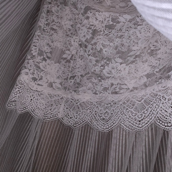 Victoria’s Secret off white sheer and lace skirt. - Picture 3 of 4